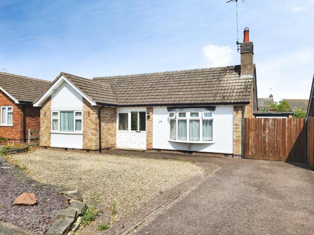 Bungalow for sale in Stanford On Avon, Leicestershire