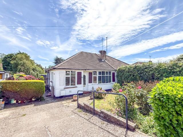 Bungalow for sale in Polegate, Cross In Hand