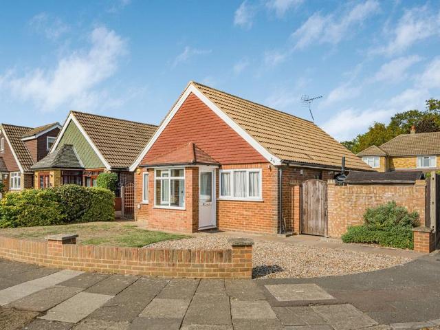 Bungalow for sale in Littleton, Spelthorne