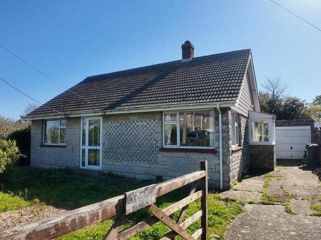 Bungalow for sale in Newbridge, Shalfleet