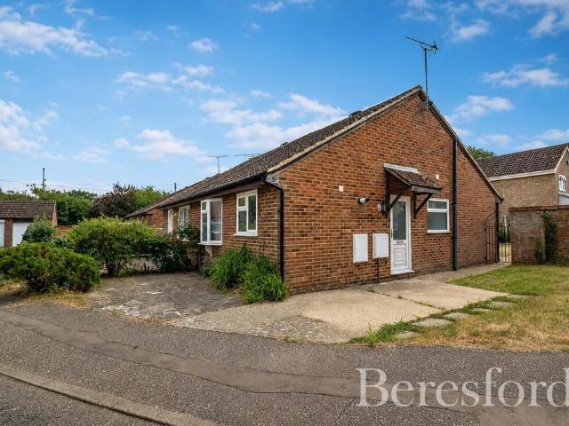 Bungalow for sale in Chipping Hill, Essex