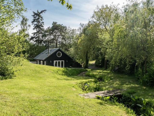 House for sale in Ryall, Whitchurch Canonicorum