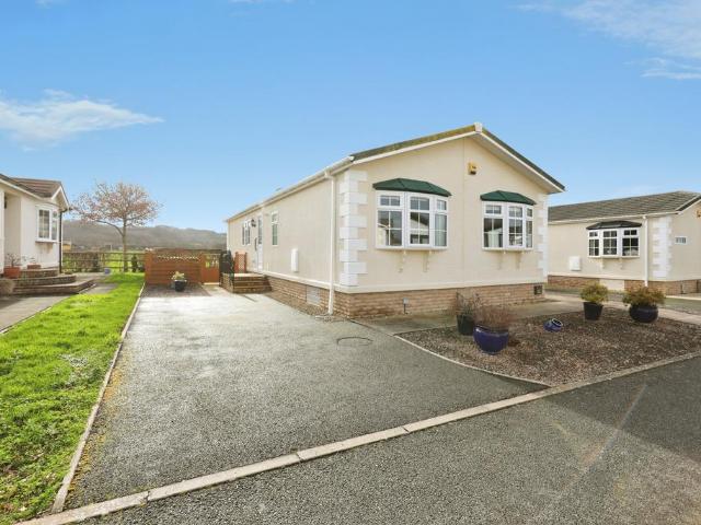 Bungalow for sale in Crookhill, Worcestershire