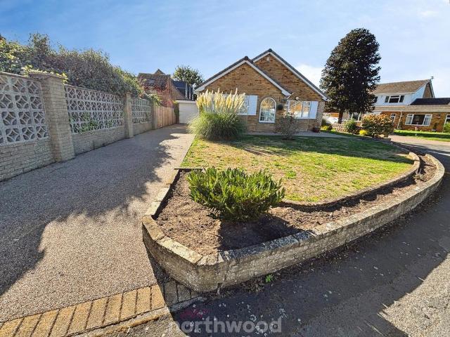 Bungalow for sale in Dunsville, Doncaster