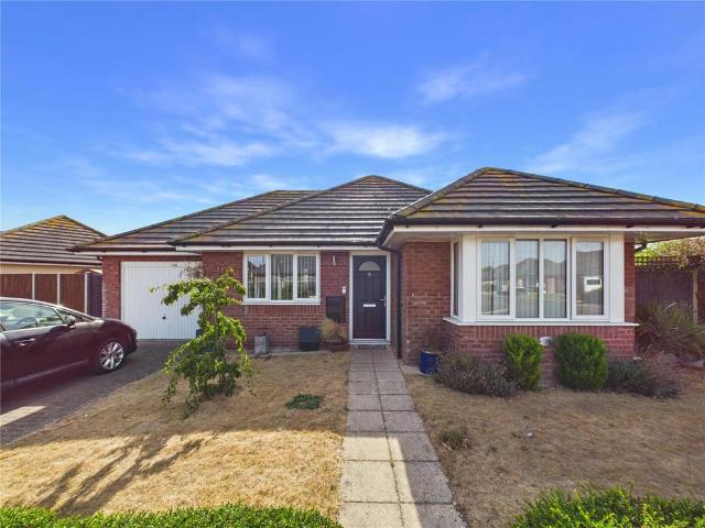 Bungalow for sale in Mistley, Dale Hill