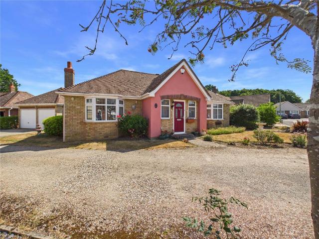 Bungalow for sale in Chelmondiston, Suffolk