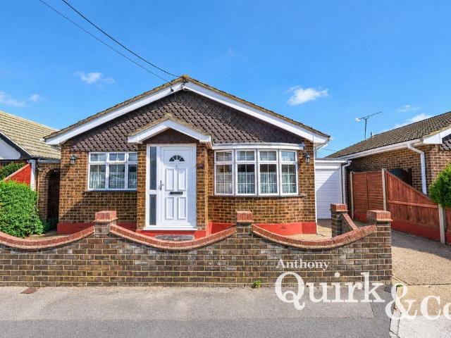 Bungalow for sale in Leigh Beck, Essex