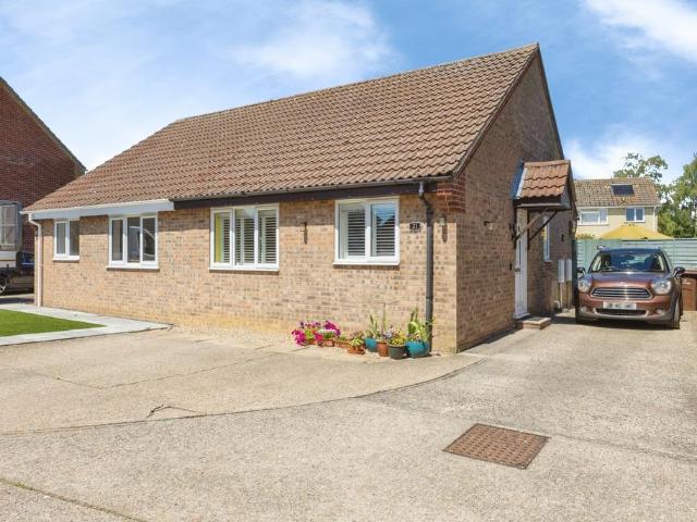 Bungalow for sale in Besthorpe, East Tuddenham