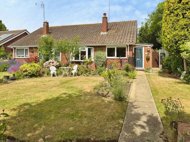 Bungalow for sale in Woodley