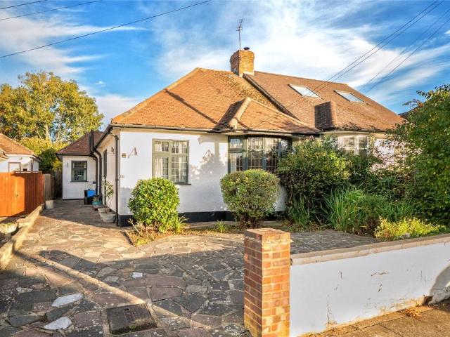Bungalow for sale in Poverest, Greater London