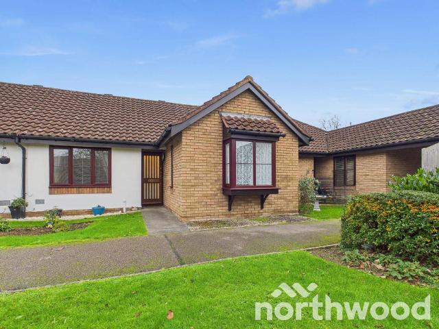 Bungalow for sale in Bridgefield, Kent