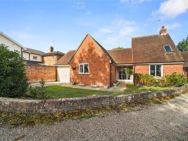 Bungalow for sale in Fordham Heath, Essex