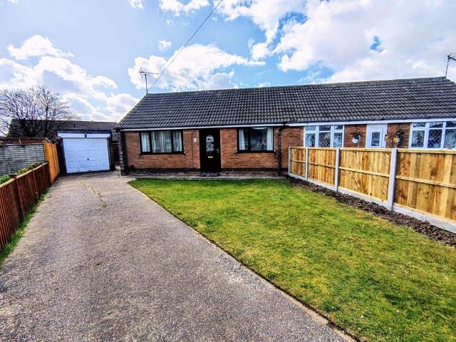 Bungalow for sale in Seacroft, Belleau