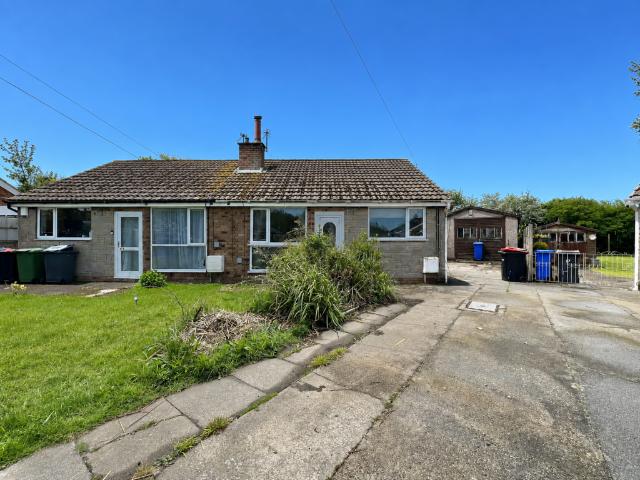 Bungalow for sale in Cabus, Lancashire