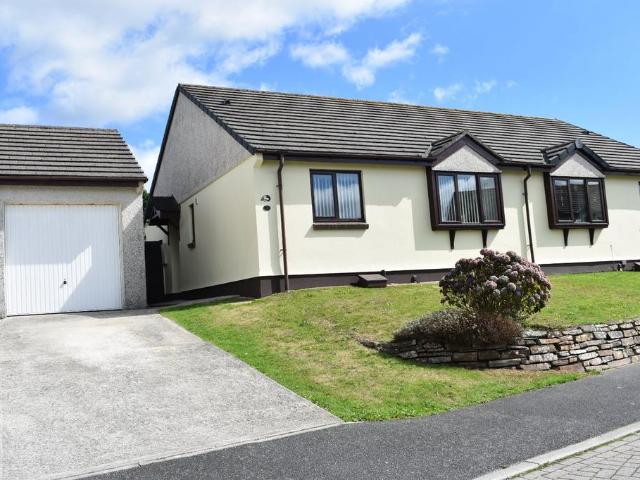Bungalow for sale in Mount Ambrose, Cornwall