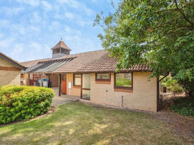 Bungalow for sale in Barton In Fabis, East Midlands