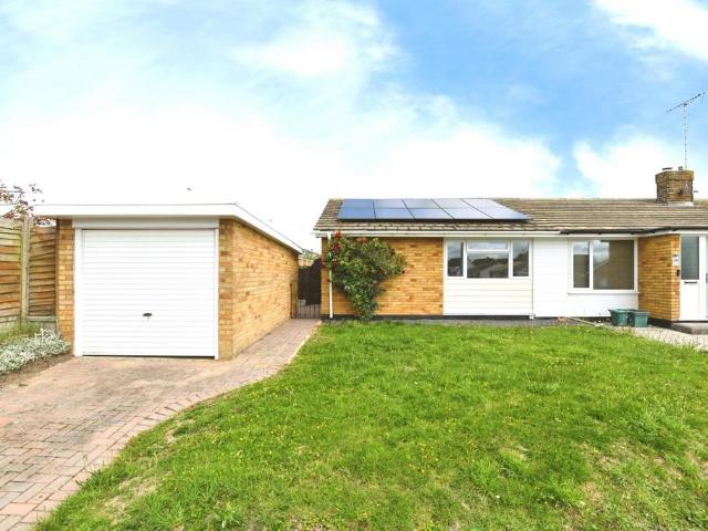 Bungalow for sale in Fordham Heath, Essex