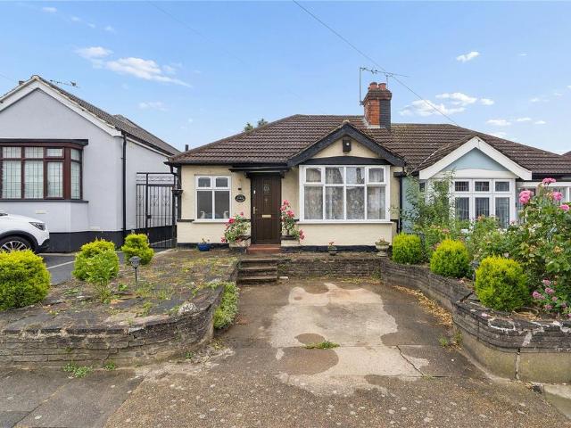 Bungalow for sale in Collier Row, Greater London