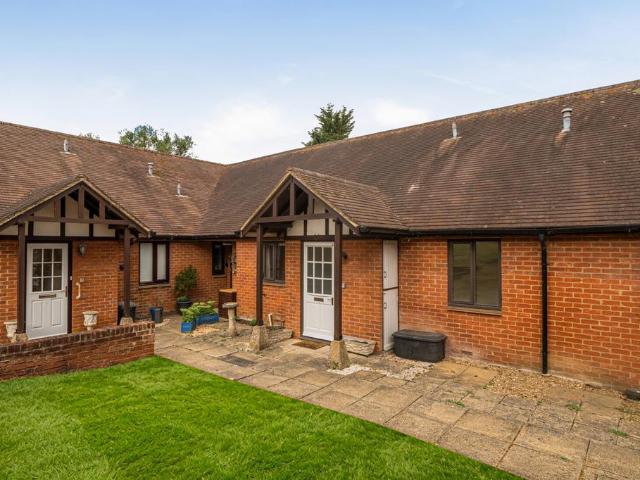 Bungalow for sale in Dromore, Oxfordshire