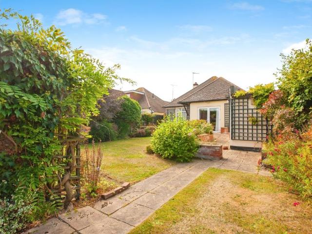 Bungalow for sale in Dale Hill, Essex