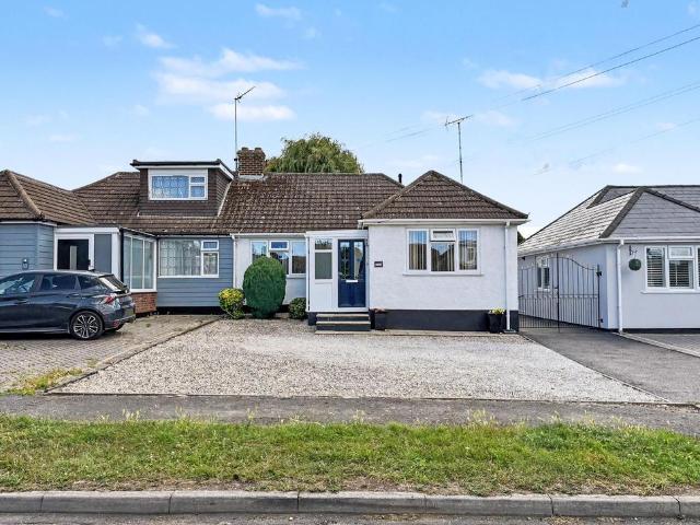 Bungalow for sale in Barling, Essex