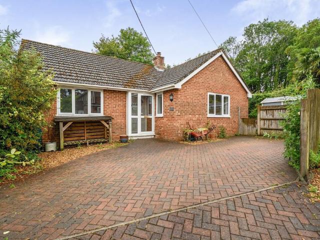 Bungalow for sale in Bishop's Waltham