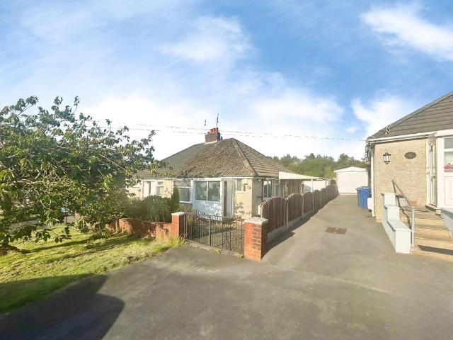 Bungalow for sale in Knuzden, Backburn