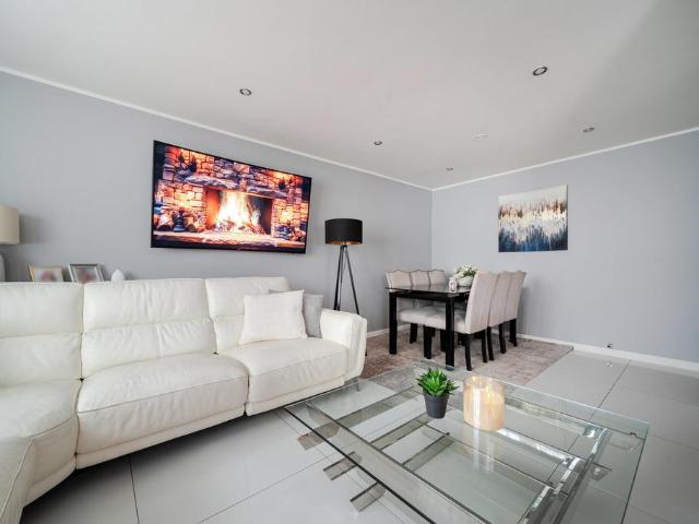 Bungalow for sale in Midway, Kent