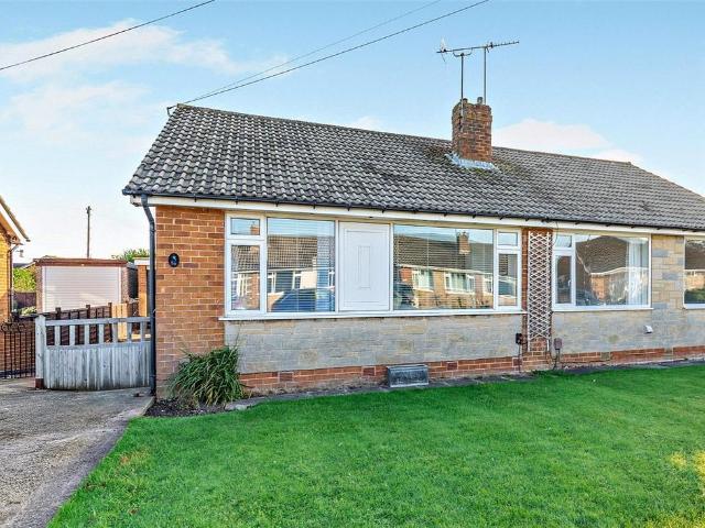 Bungalow for sale in Harlow, Harrogate