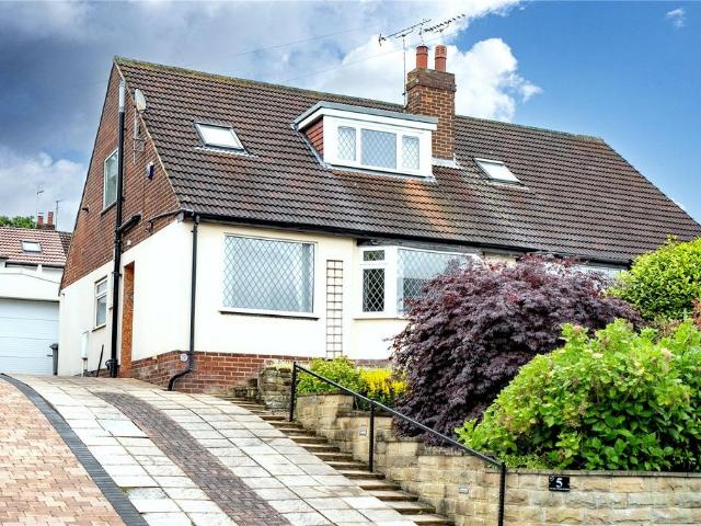 Bungalow for sale in Farsley, West Yorkshire