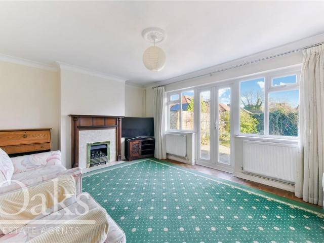 Bungalow for sale in London Borough of Croydon, Addiscombe