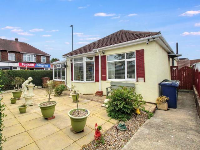 Bungalow for sale in Cowgate, Fenham