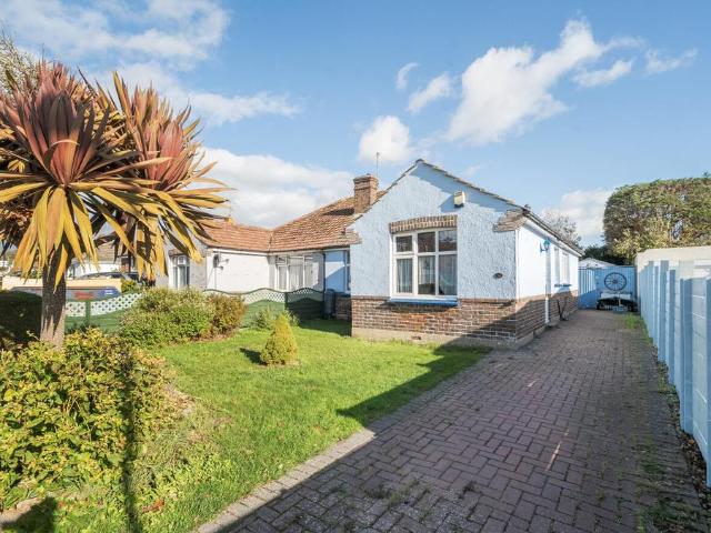 Bungalow for sale in Sompting, Adur