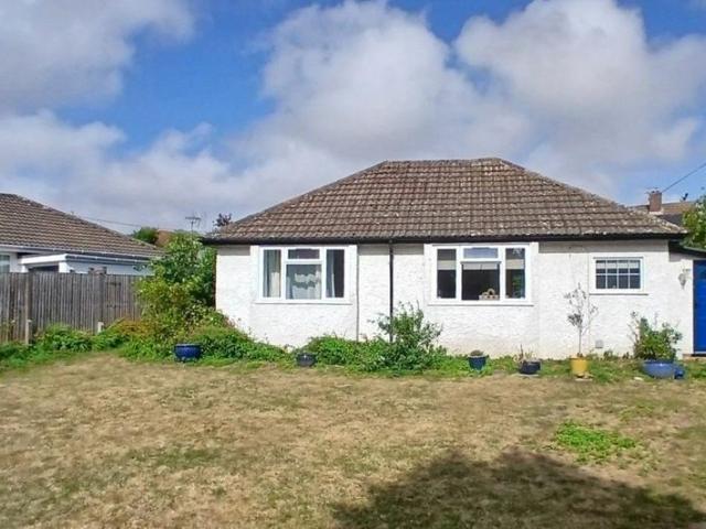 Bungalow for sale in Ash, Kent
