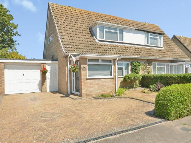 Bungalow for sale in Folkestone, Kent