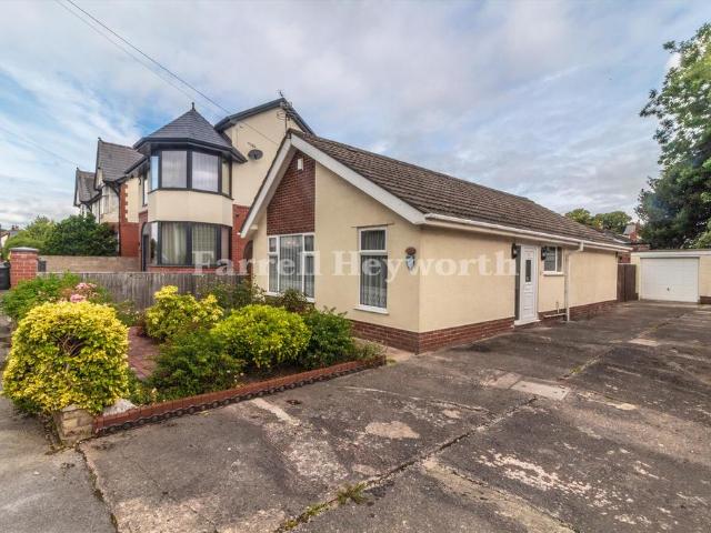 Bungalow for sale in Deepdale, Preston