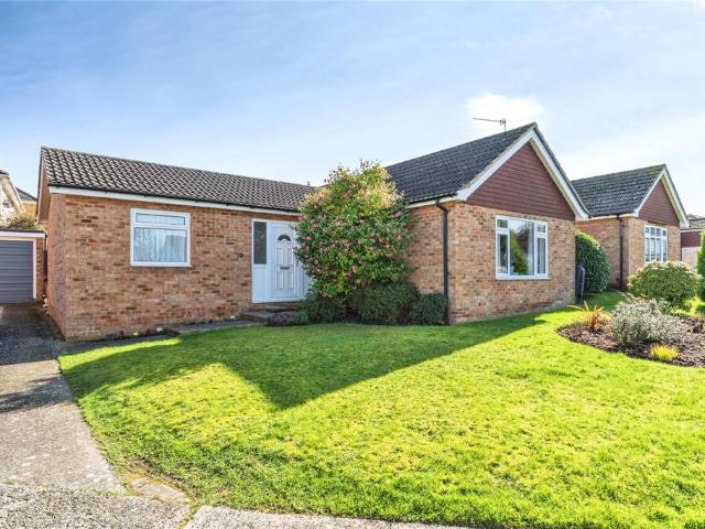 Bungalow for sale in Littlecote, West Sussex