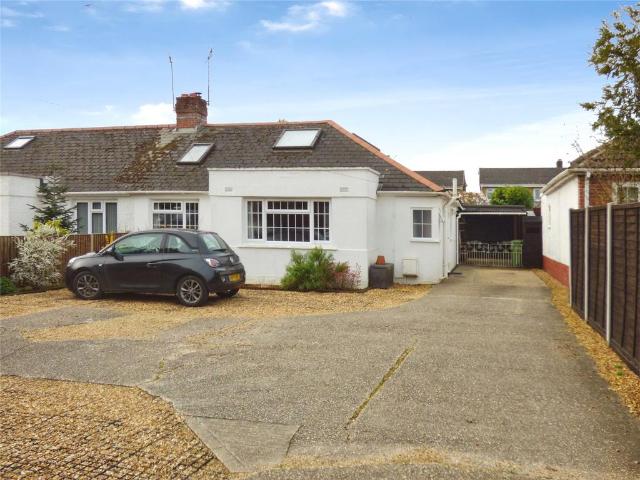 Bungalow for sale in Hedge End, Helford