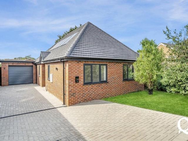Bungalow for sale in Minster-on-Sea, Oad Street