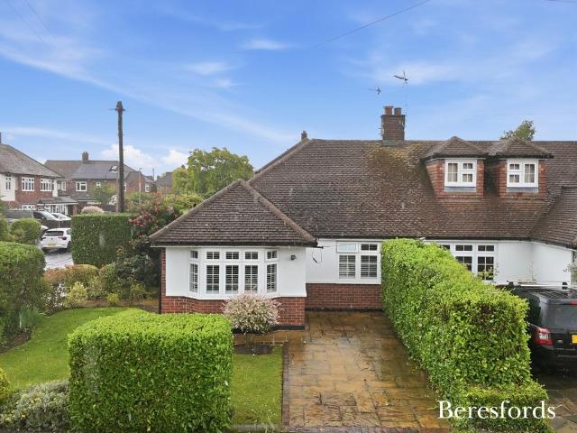 Bungalow for sale in Navestock Side, Essex