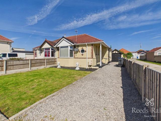 Bungalow for sale in Rhyl, Wales