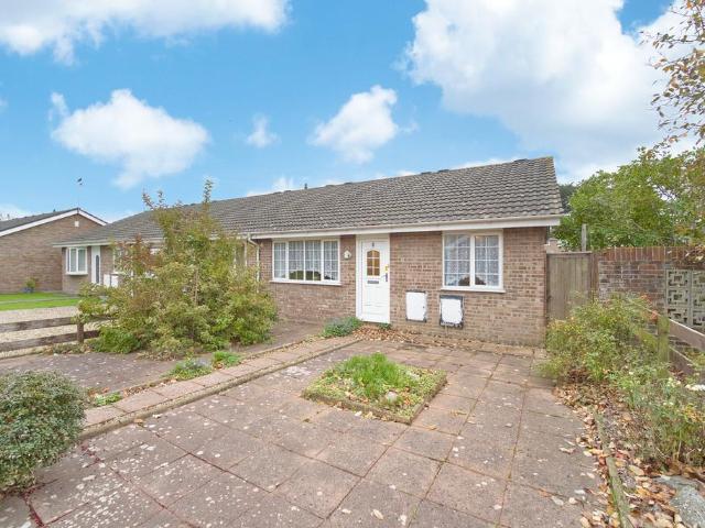 Bungalow for sale in Worle, Weston-super-mare