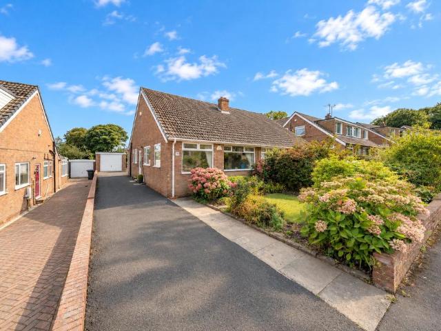 Bungalow for sale in Pudsey, West Yorkshire