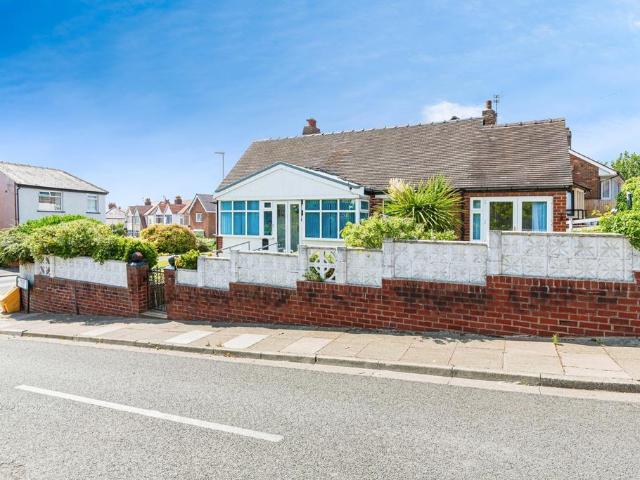 Bungalow for sale in Layton, Blackpool