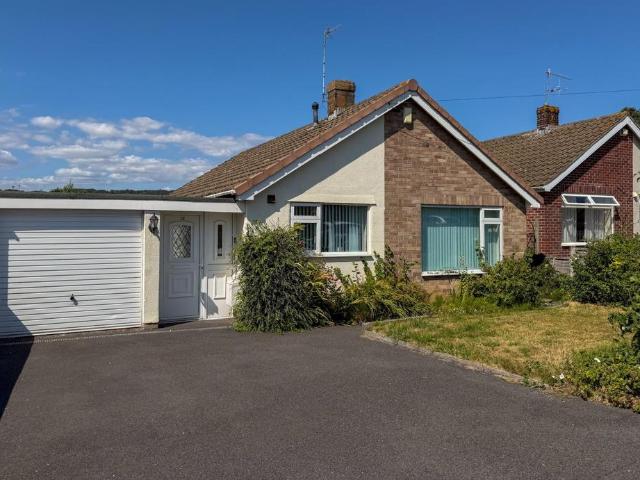 Bungalow for sale in Nailsea, North Somerset