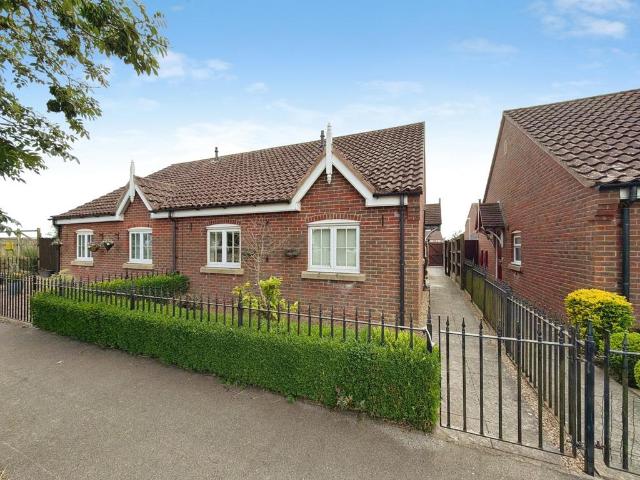 Bungalow for sale in Ingleby, Lincolnshire