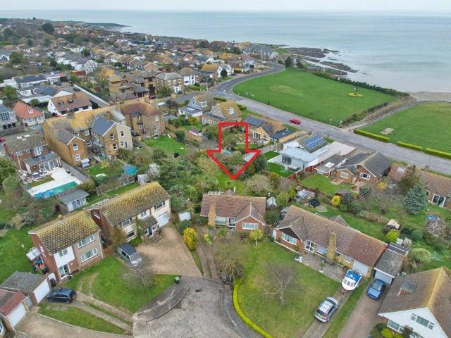 Bungalow for sale in Birchington, Acol