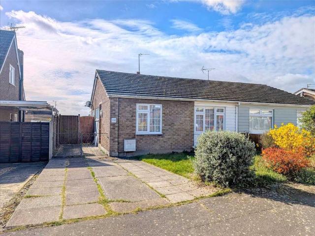 Bungalow for sale in Brightlingsea, Dale Hill