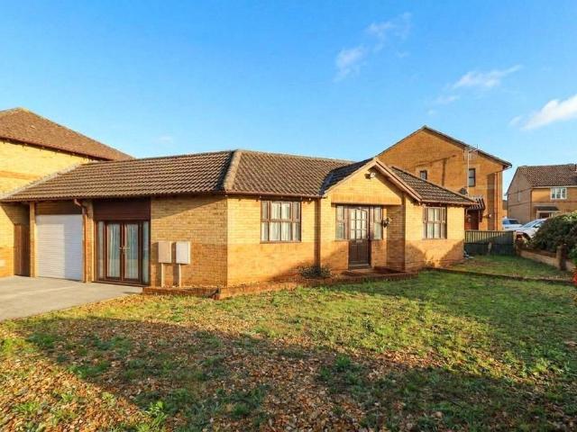 Bungalow for sale in Monkston, Milton Keynes