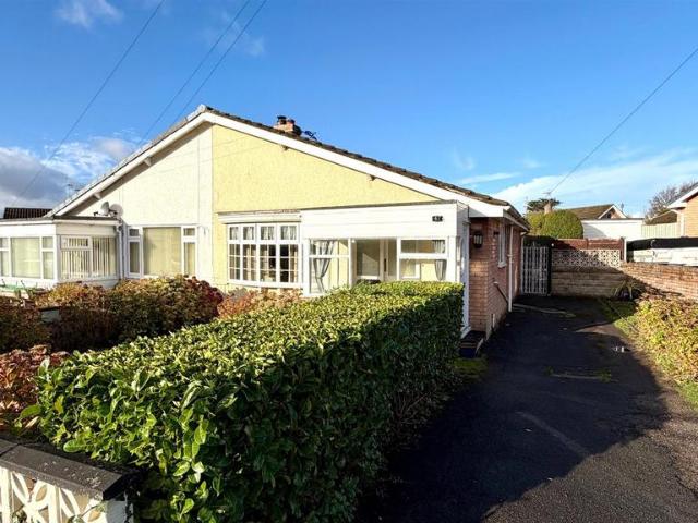 Bungalow for sale in Esgyryn, Conwy